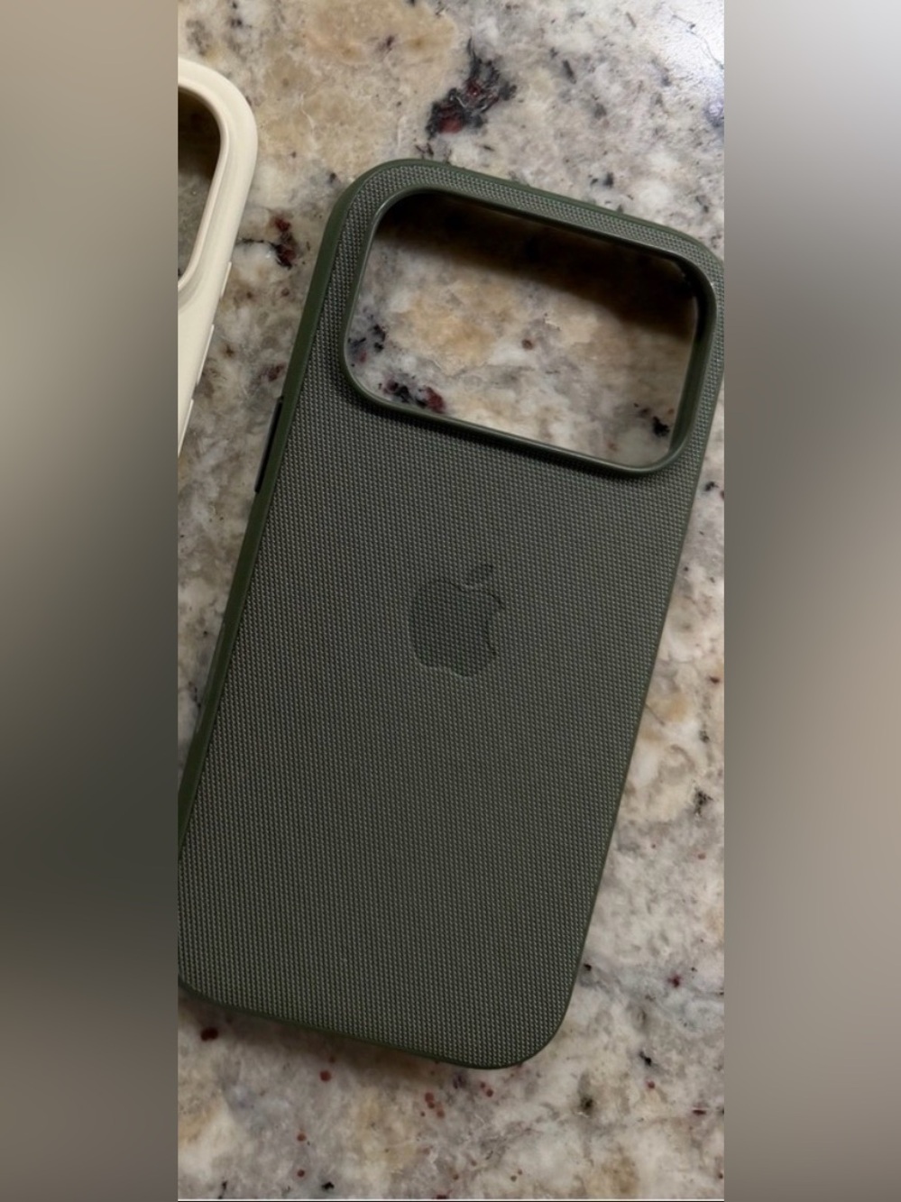 Apple iPhone 17 pro Case  - Green